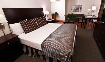 Guaparo Suites Valencia Exterior photo