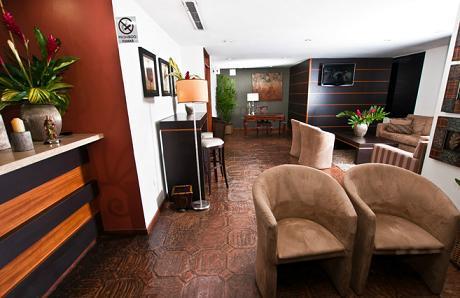 Guaparo Suites Valencia Exterior photo